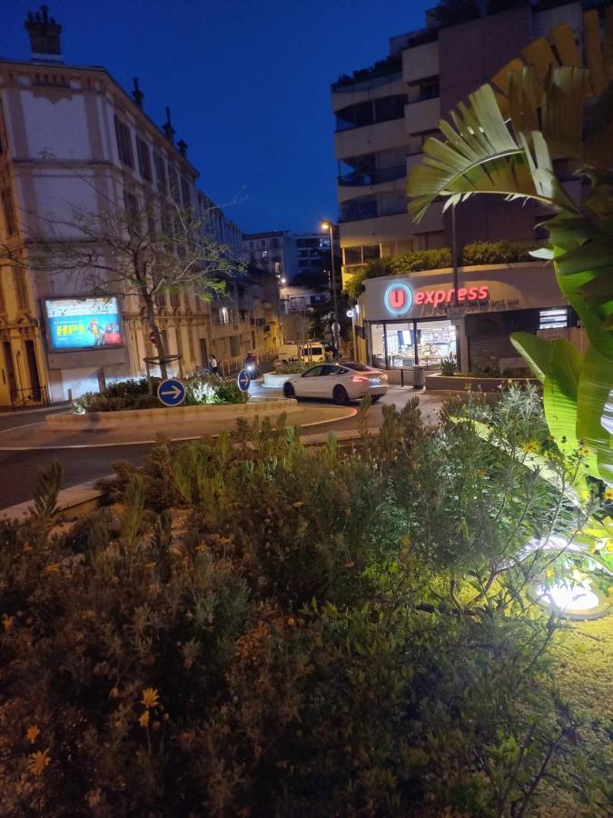 Le St Nicolas Cannes Eksteriør billede